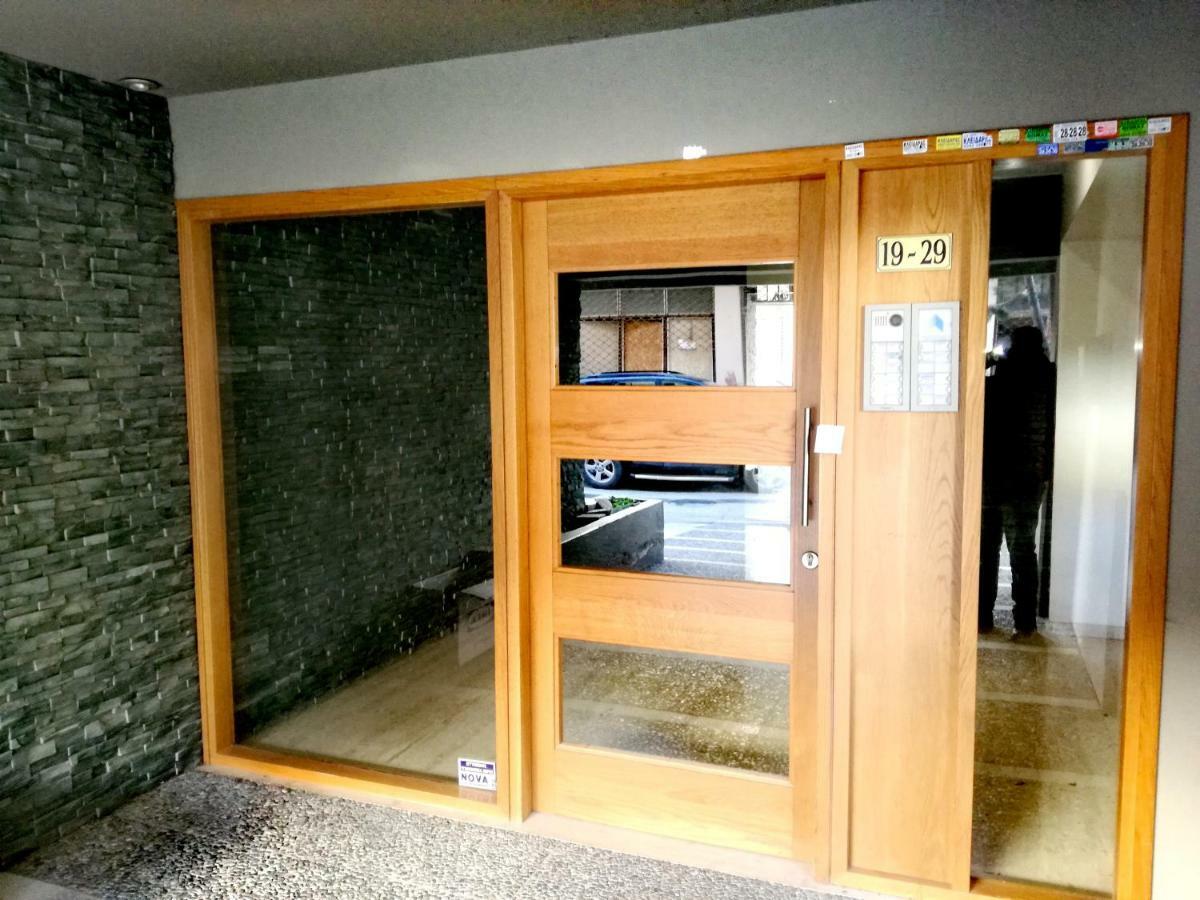 Spacious And Modern Downtown Apartment Ираклион Экстерьер фото