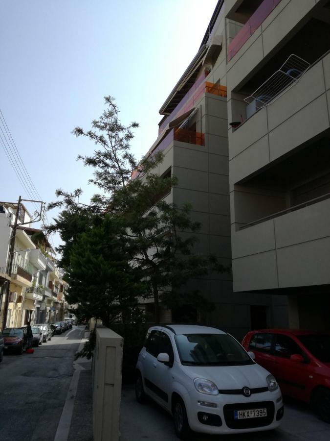 Spacious And Modern Downtown Apartment Ираклион Экстерьер фото